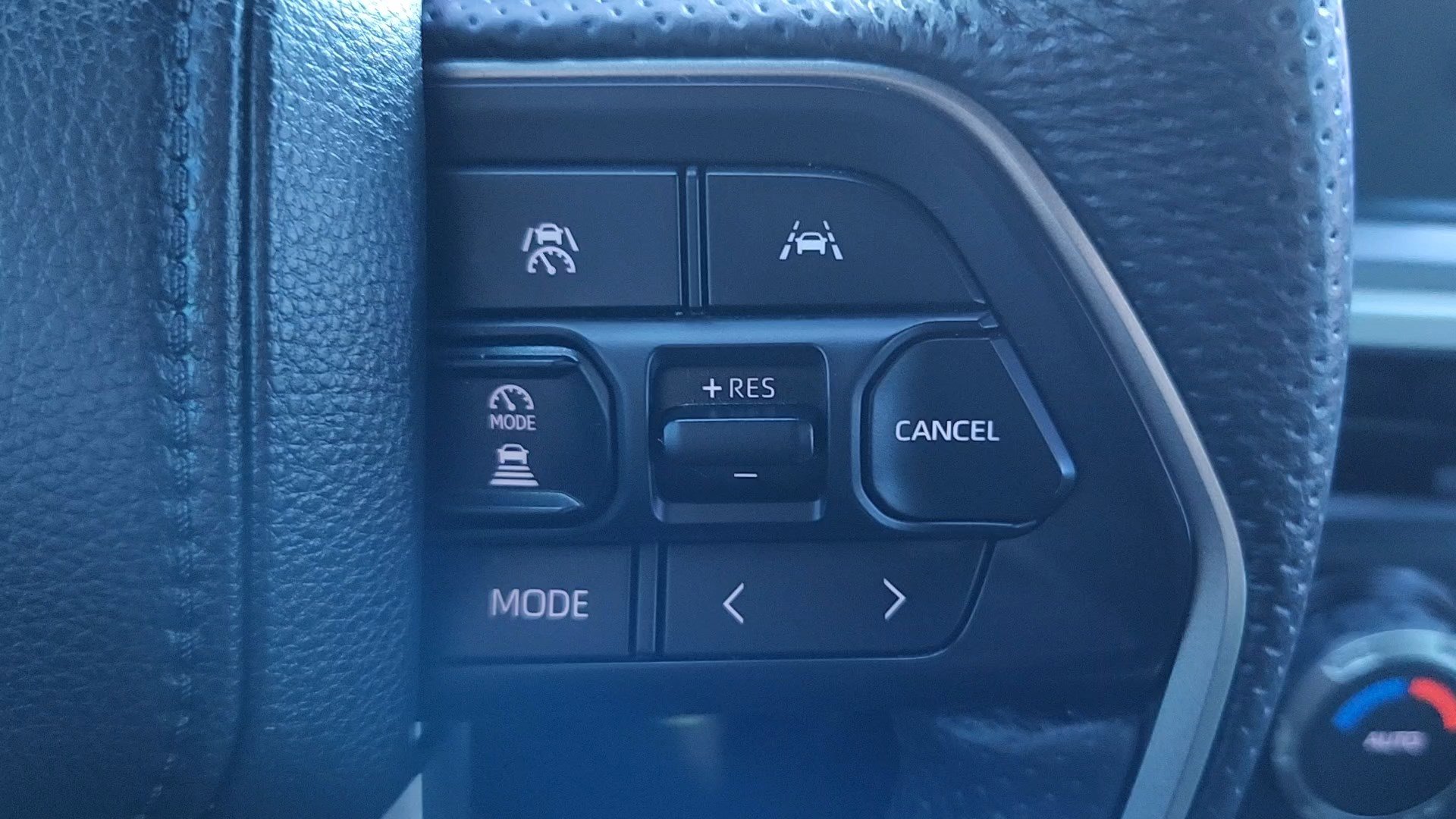 Used 2024 Toyota Tacoma TRD Sport image 13