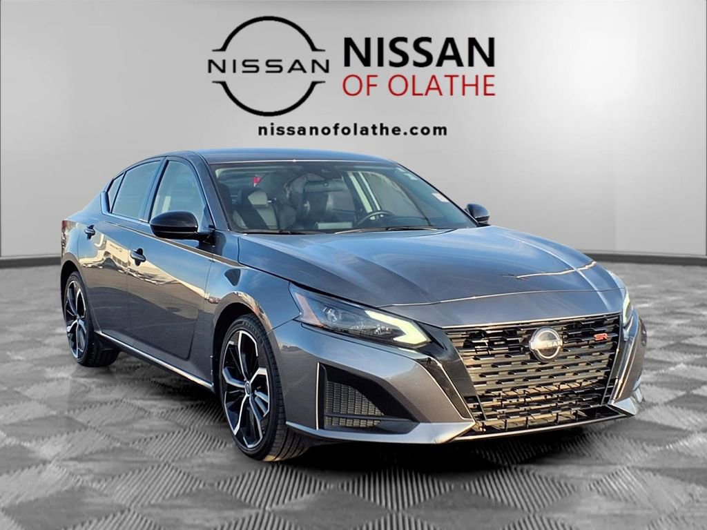 Certified 2023 Nissan Altima 2.5 SR image 30