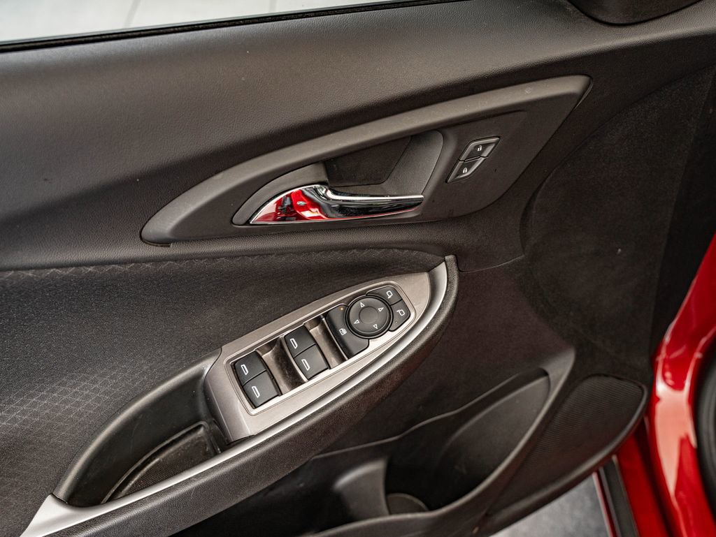 Used 2024 Chevrolet Malibu RS FWD image 15