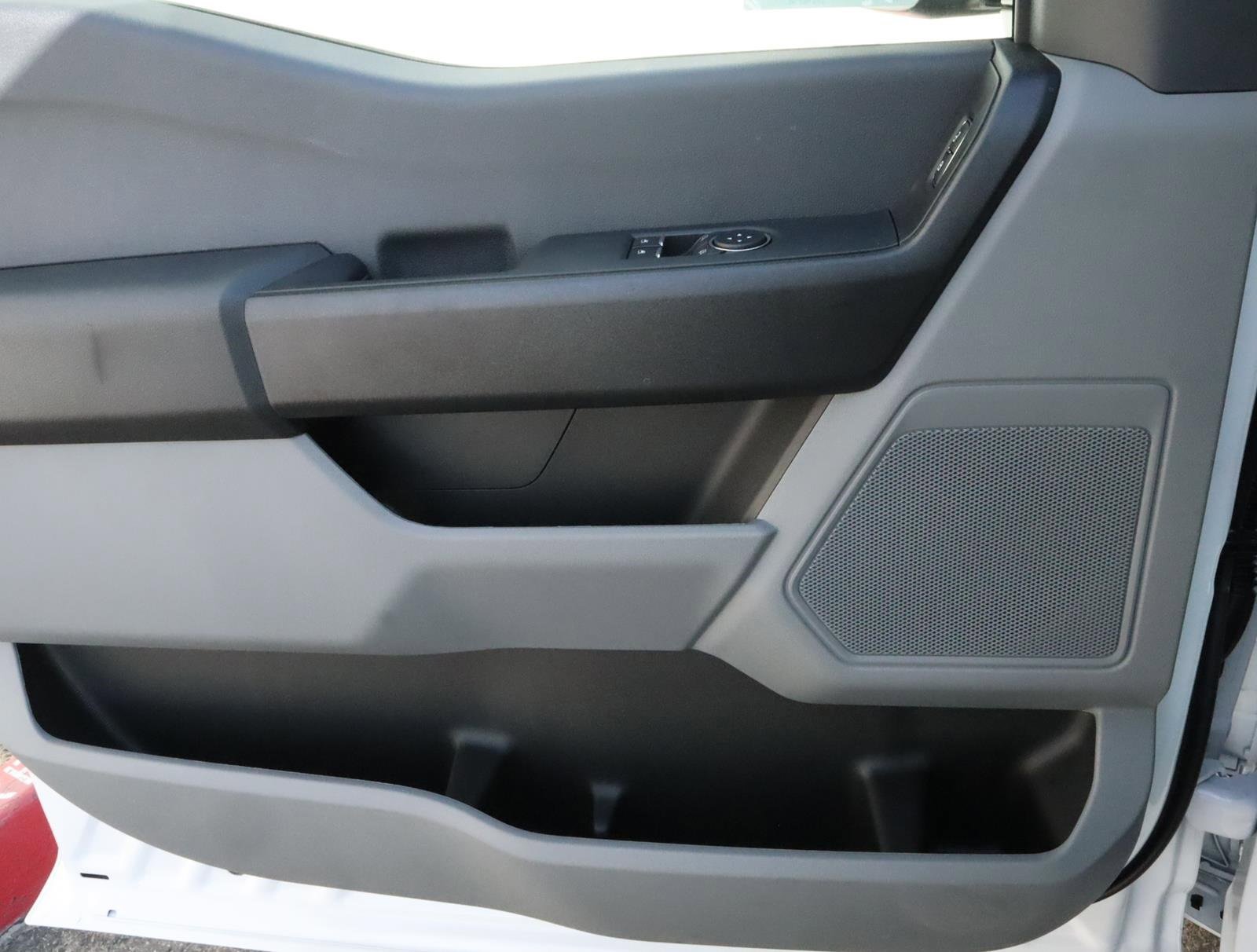 Used 2024 Ford F350 XL w/ XL Chrome Package image 17