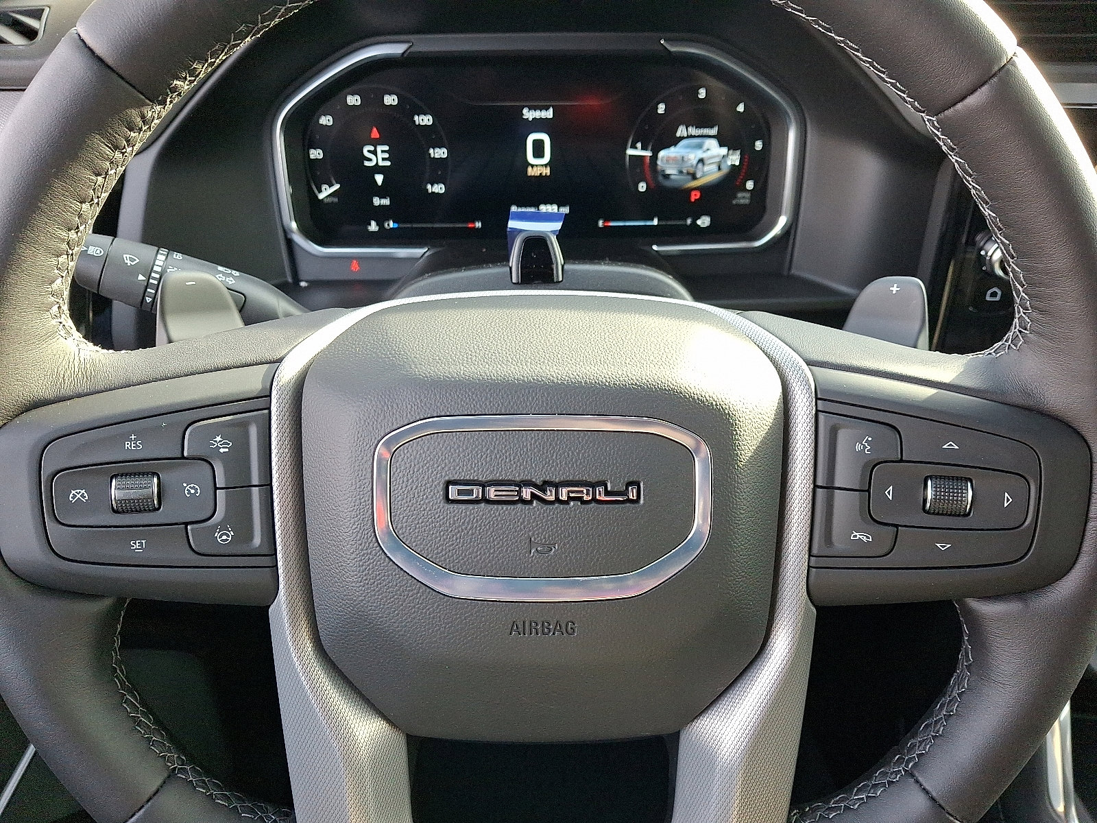 New 2026 GMC Sierra 1500 Denali w/ Technology Package image 9