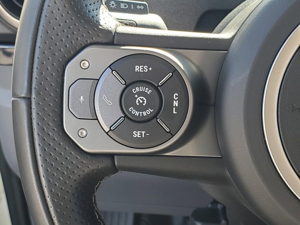 Used 2024 INEOS Grenadier image 18