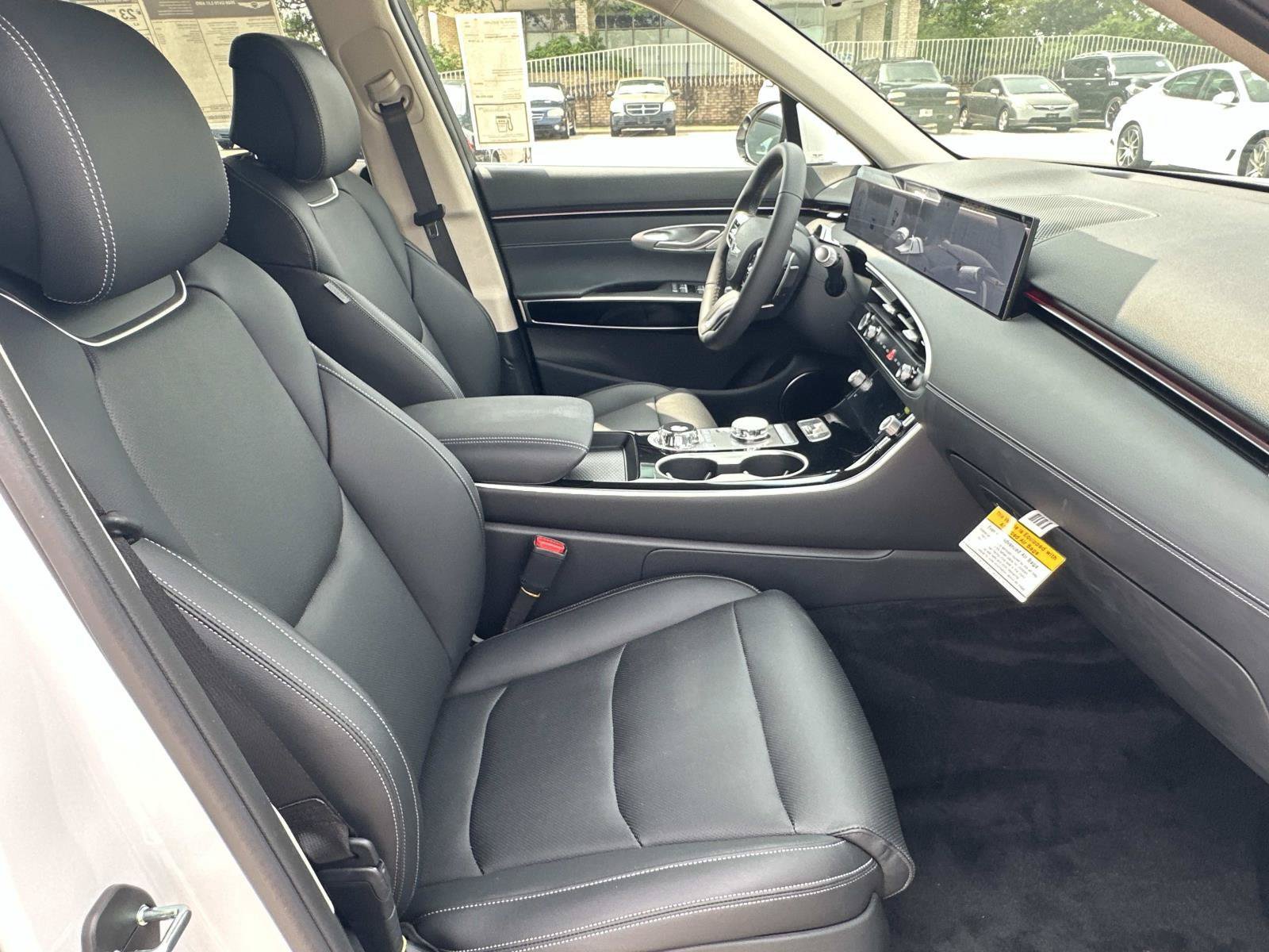 New 2026 Genesis GV70 2.5T AWD/4WD image 36