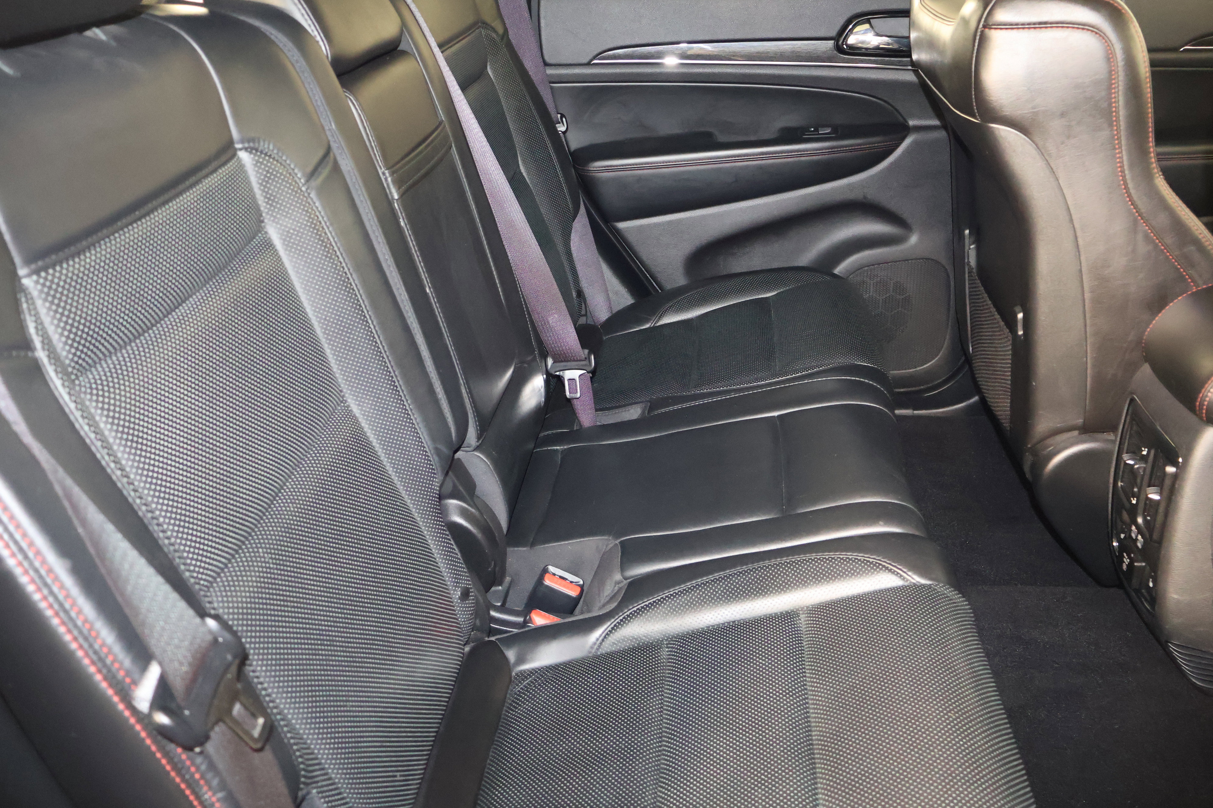 Used 2020 Jeep Grand Cherokee Trailhawk w/ Trailhawk Luxury Group image 46