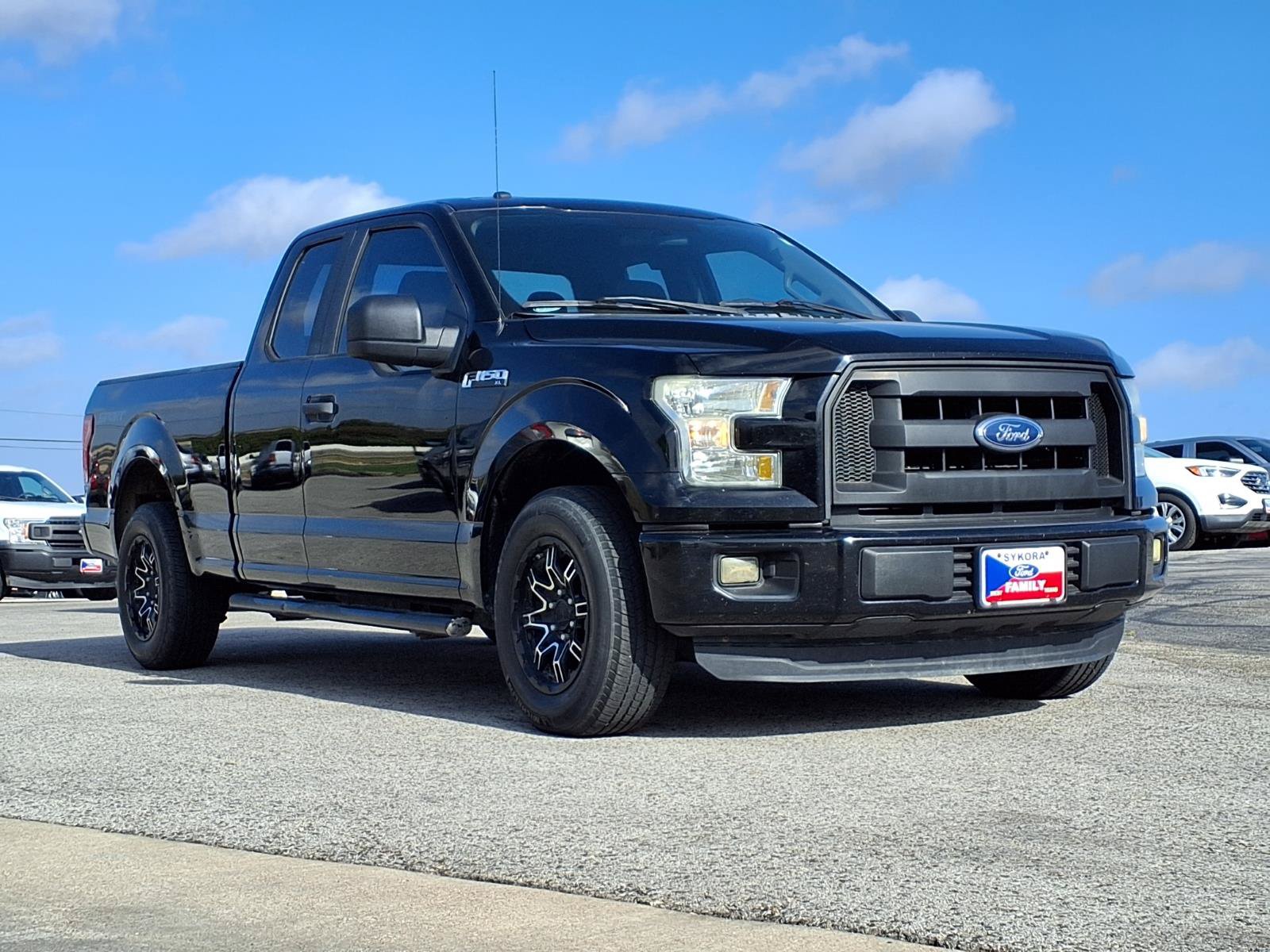 Used 2016 Ford F150 XL w/ Equipment Group 101A Mid RWD image 3