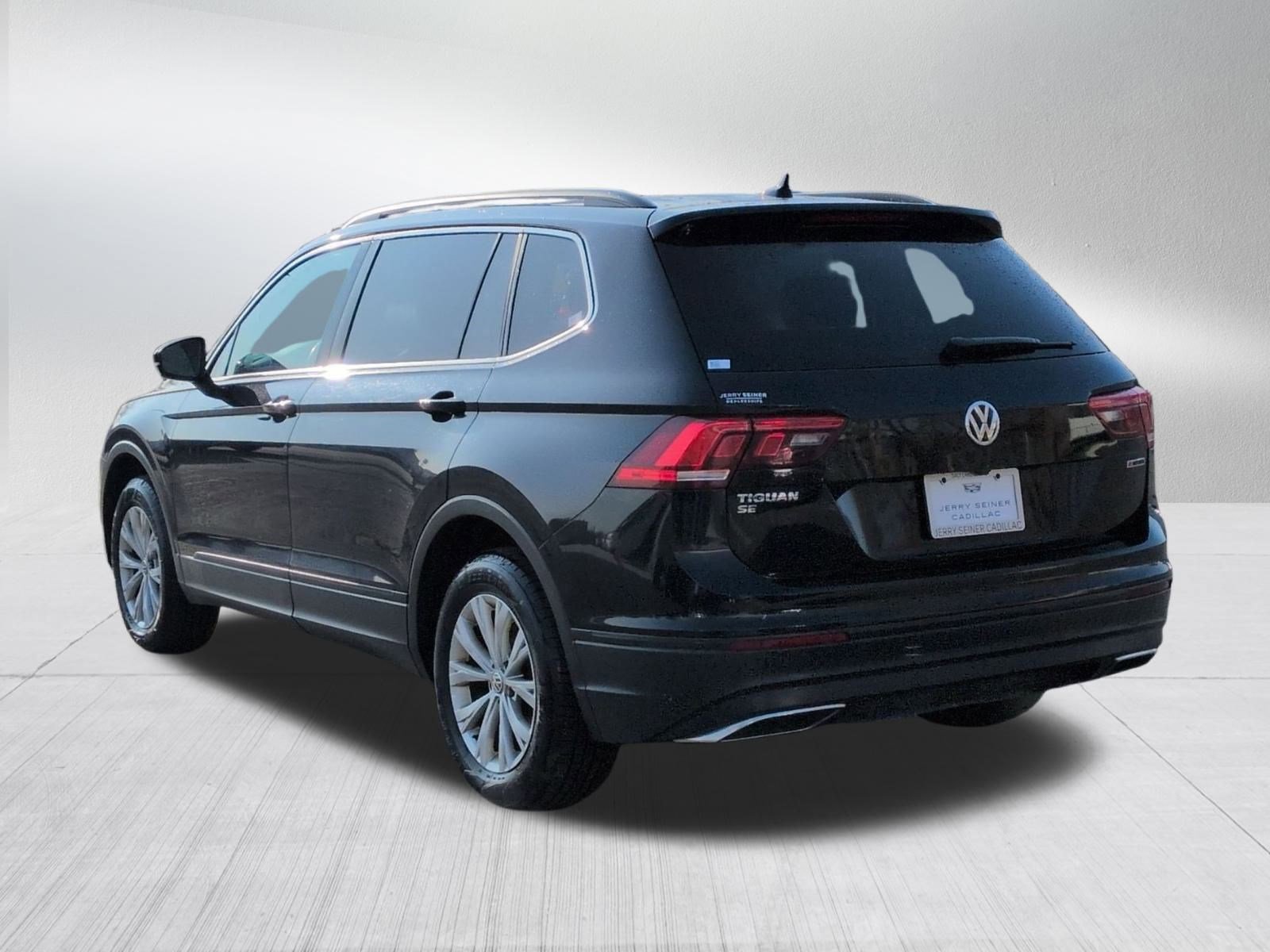 Used 2019 Volkswagen Tiguan SE image 3