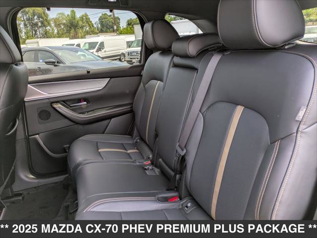 New 2025 MAZDA CX-70 Plug-In Hybrid w/ Premium Plus image 12