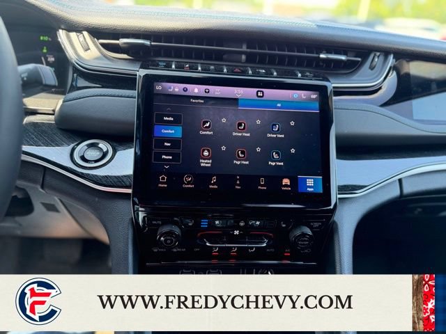 Used 2024 Jeep Grand Cherokee Trailhawk AWD/4WD image 38