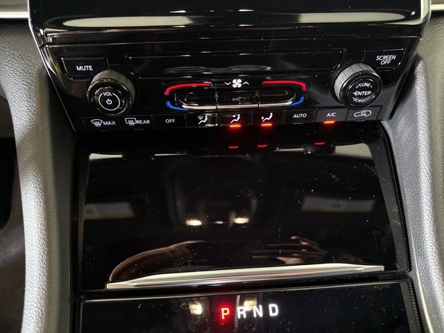 New 2025 Jeep Grand Cherokee L Laredo image 24