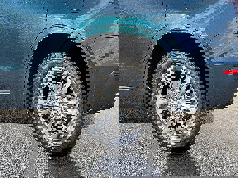 Used 2024 Cadillac XT6 Premium Luxury image 9