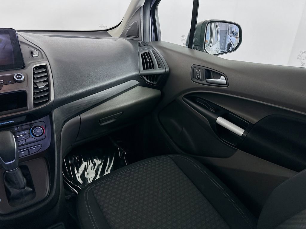 Used 2019 Ford Transit Connect XLT FWD image 29