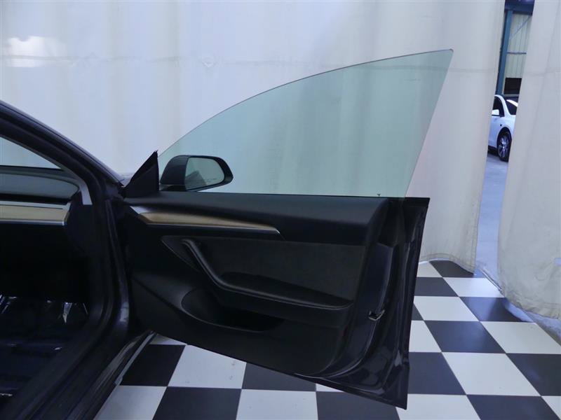 Used 2023 Tesla Model 3 Long Range AWD/4WD image 25
