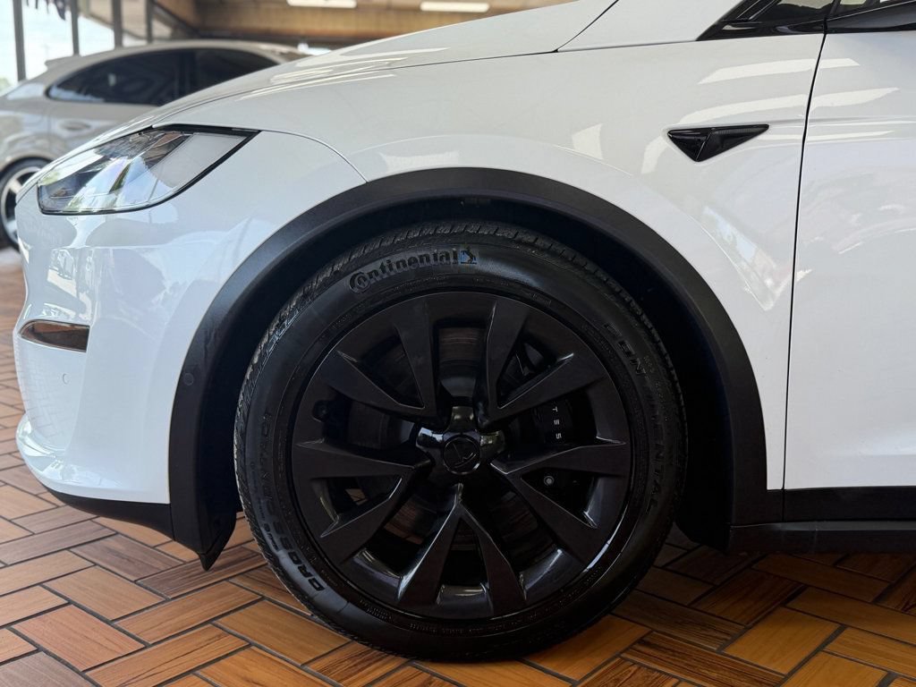 Used 2023 Tesla Model X AWD/4WD image 15