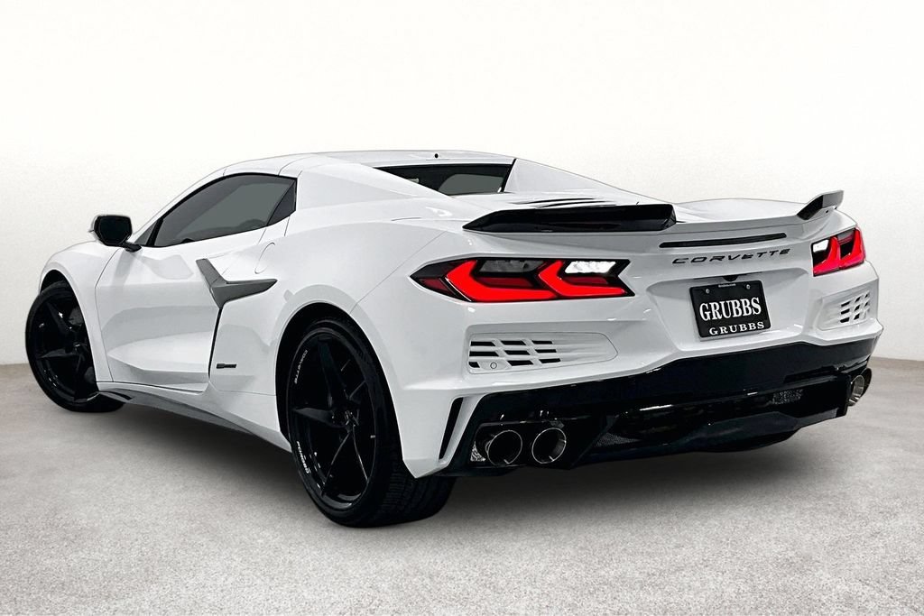Used 2024 Chevrolet Corvette E-Ray AWD/4WD image 12