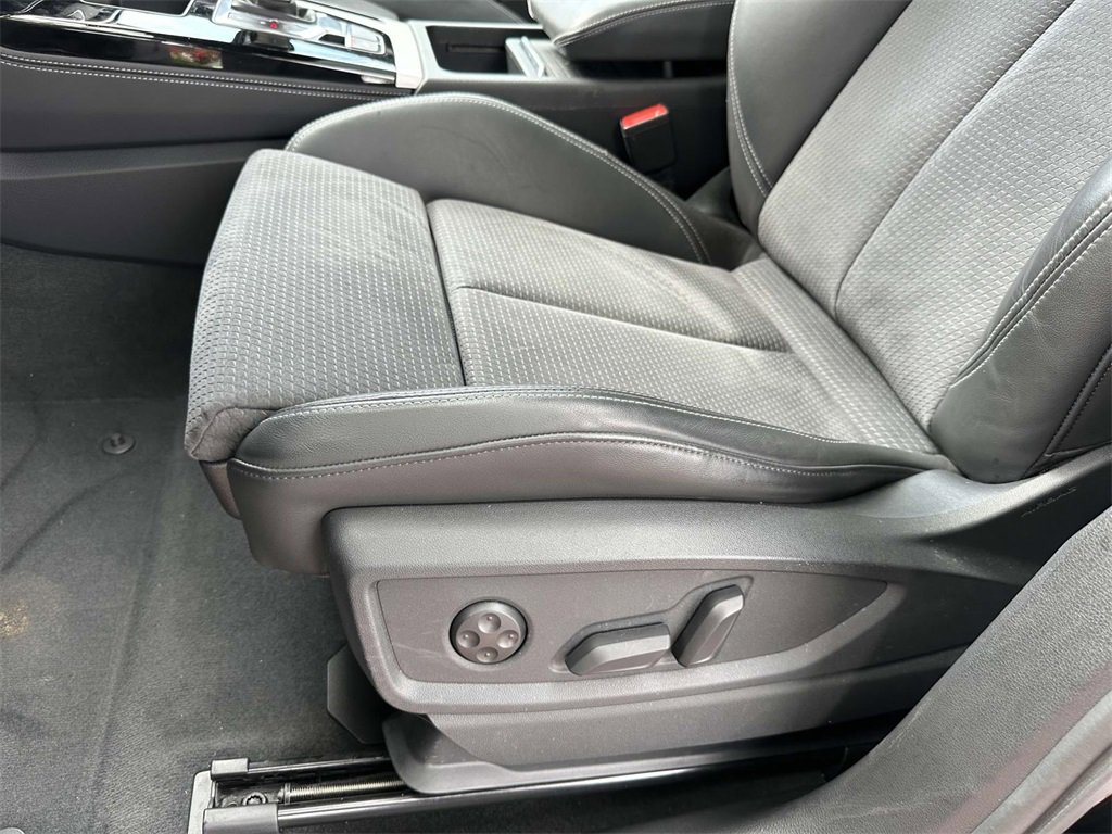 Used 2021 Audi Q5 e Prestige image 27