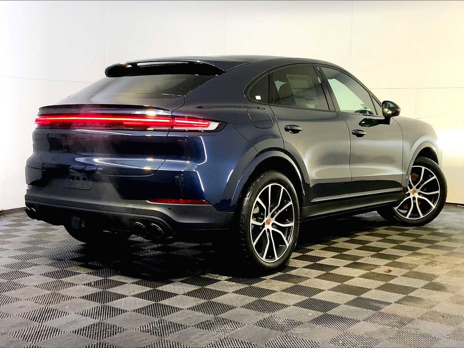 New 2026 Porsche Cayenne Coupe image 7