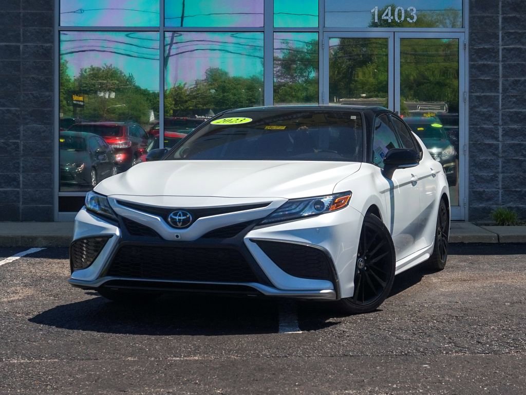 Used 2023 Toyota Camry XSE w/ Navigation Package FWD image 6