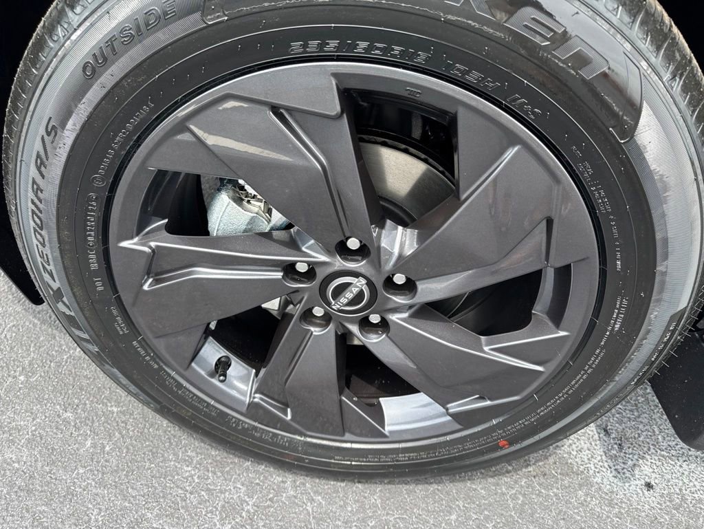 New 2026 Nissan Rogue SV w/ Cold Weather Package FWD image 9