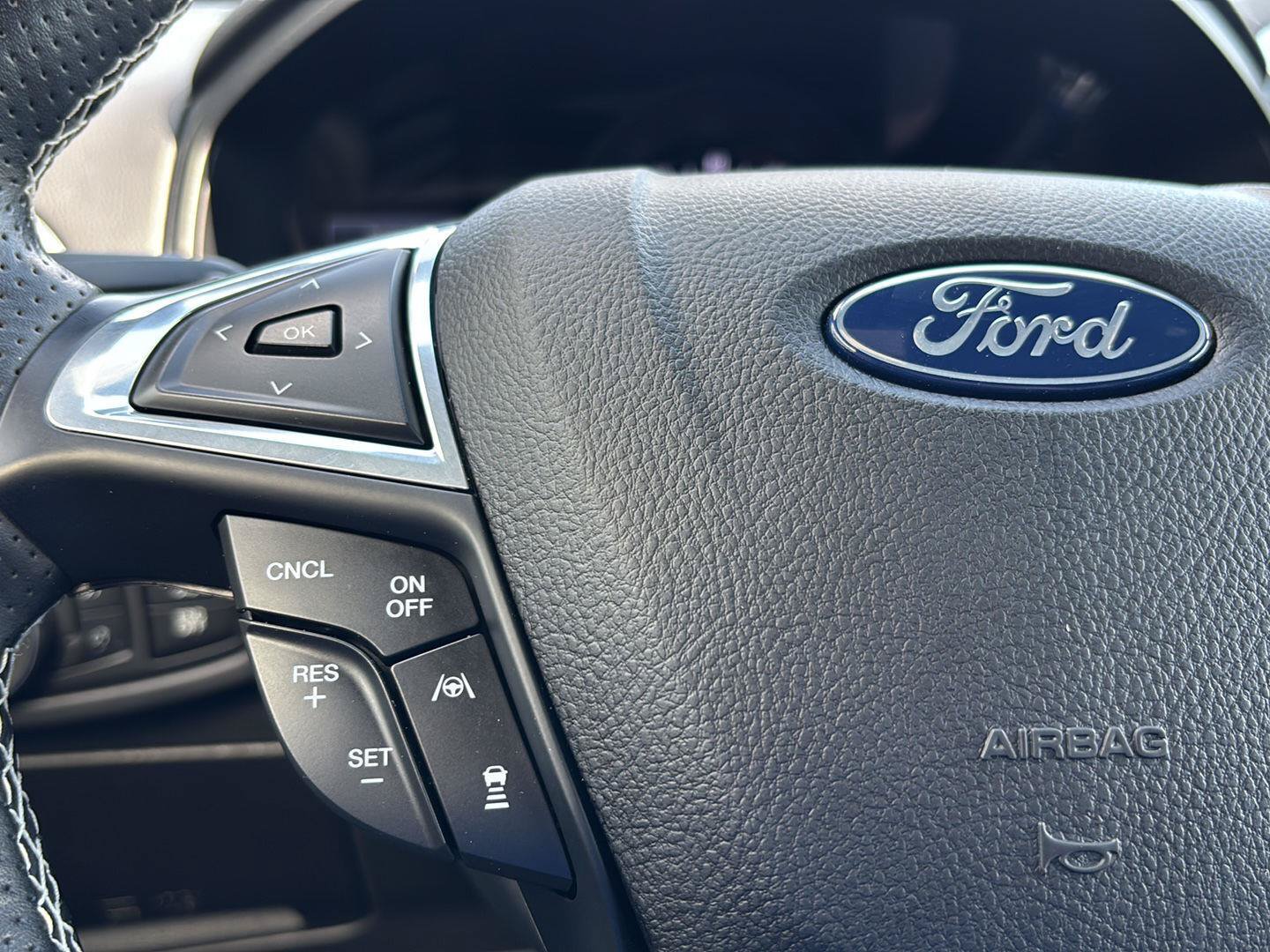 Used 2023 Ford Edge ST AWD/4WD image 18