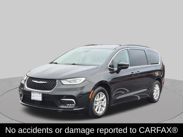 Used 2022 Chrysler Pacifica Touring-L