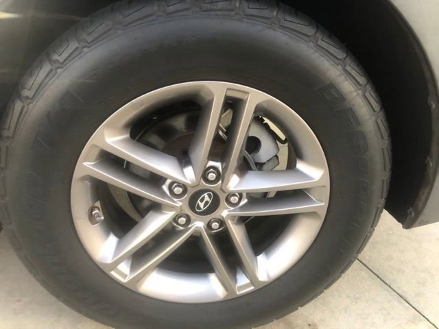 Used 2017 Hyundai Santa Fe Sport image 24