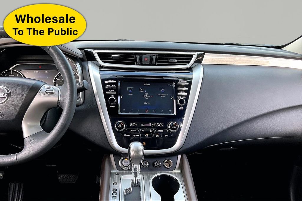 Used 2015 Nissan Murano Platinum w/ Cargo Package w/Cover FWD image 9
