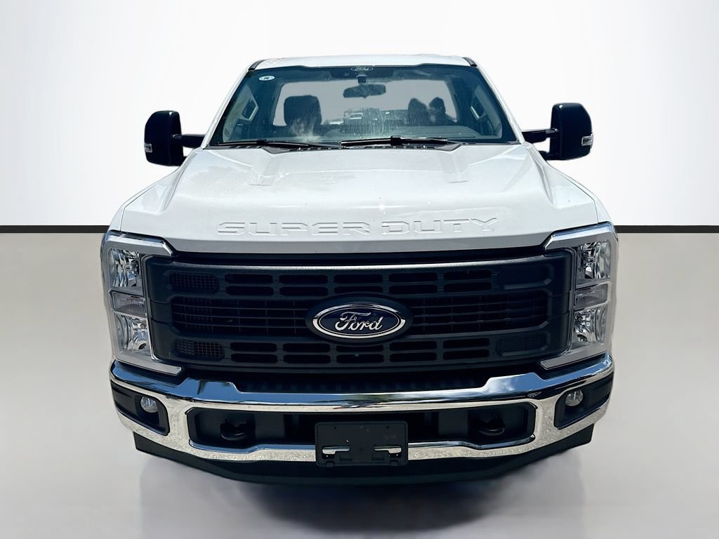 Used 2025 Ford F250 XL w/ XL Chrome Package RWD image 2