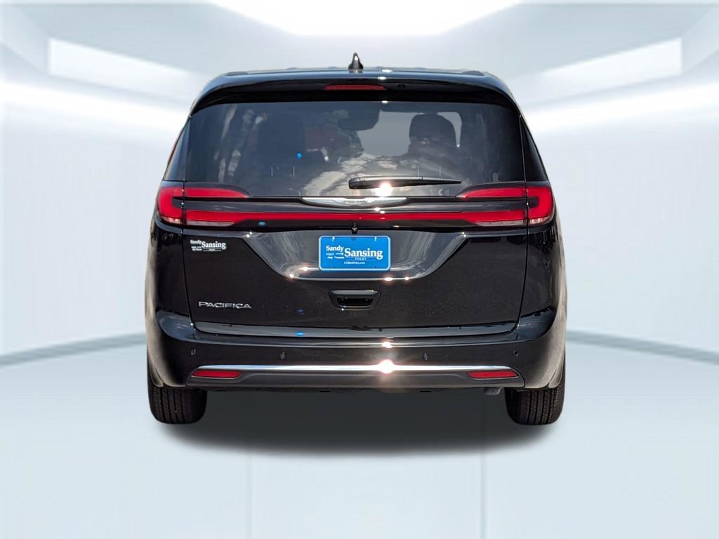 New 2026 Chrysler Pacifica Select image 26