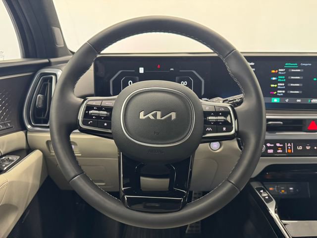 Used 2025 Kia Sorento SX Prestige image 24