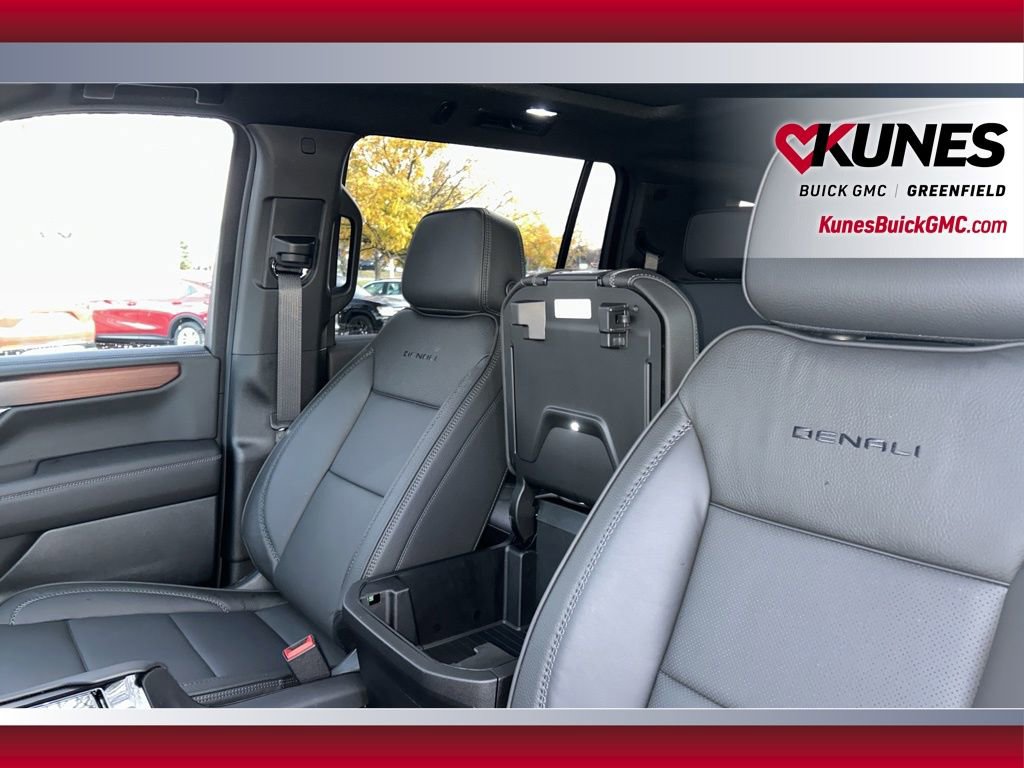 New 2026 GMC Yukon XL Denali w/ Sun & Power Step Package image 33