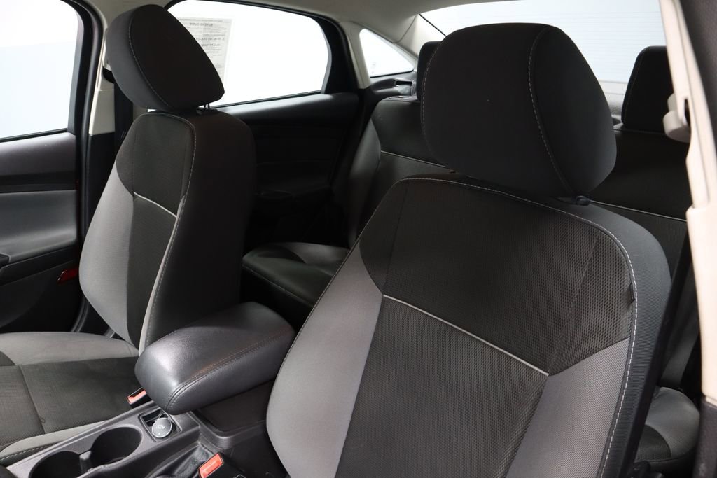 Used 2014 Ford Focus SE image 25