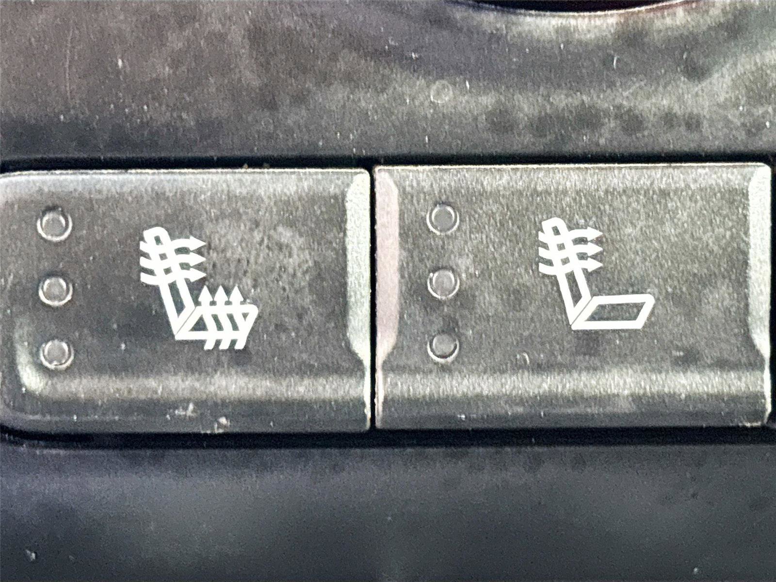 Used 2023 Chevrolet Silverado 2500 LTZ w/ LTZ Convenience Package image 20