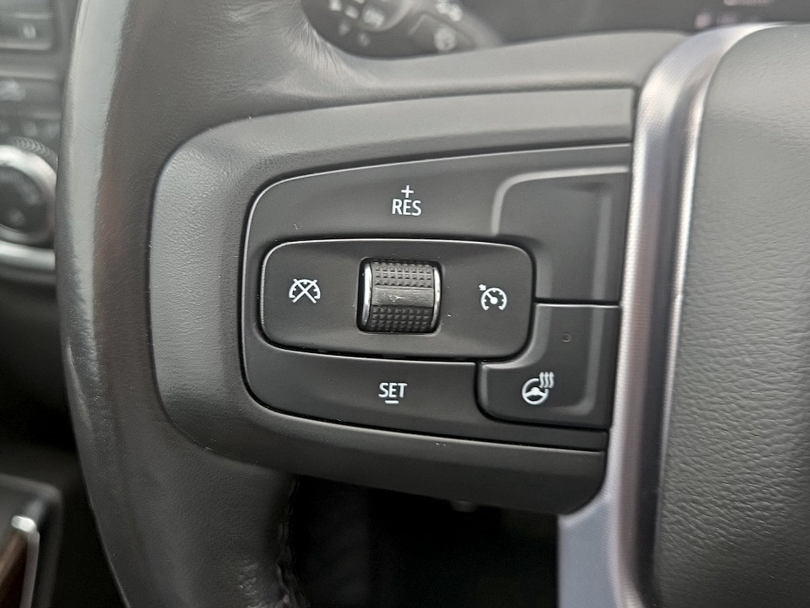 Used 2019 GMC Sierra 1500 SLE w/ SLE Value Package AWD/4WD image 13