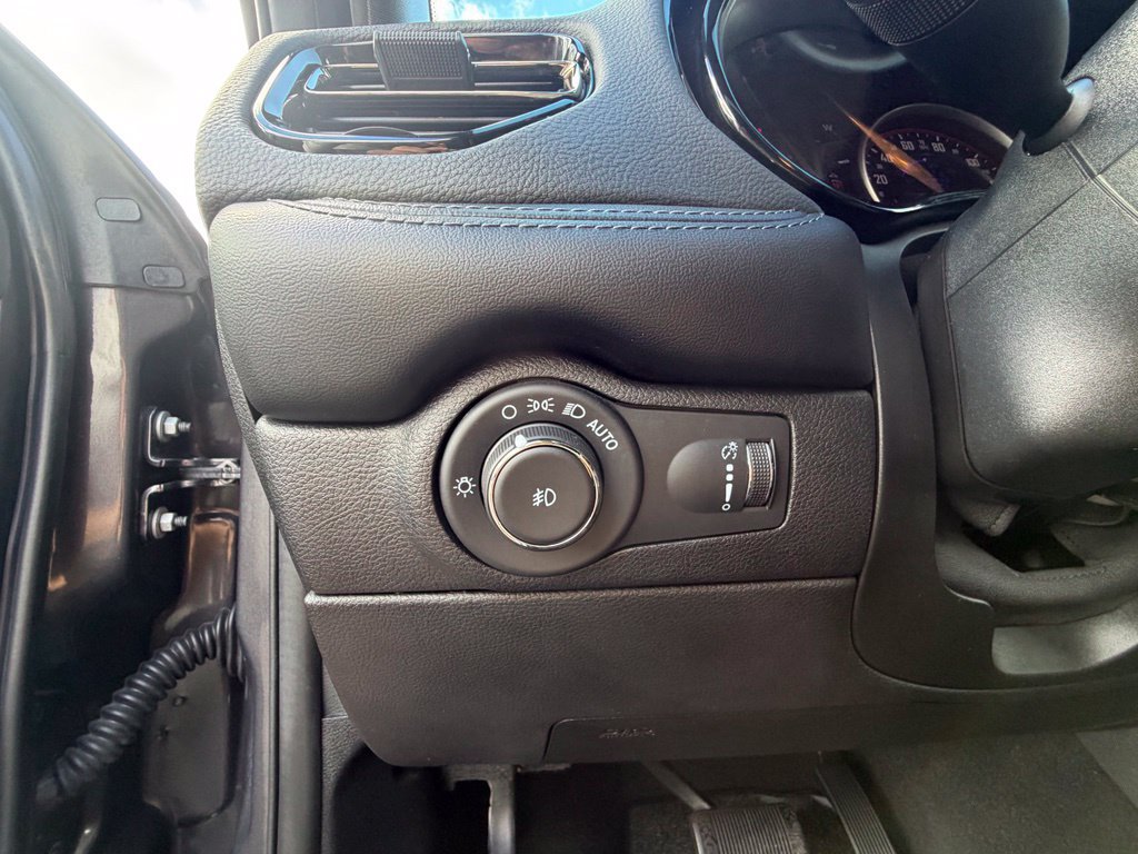Used 2021 Dodge Durango GT AWD/4WD image 3