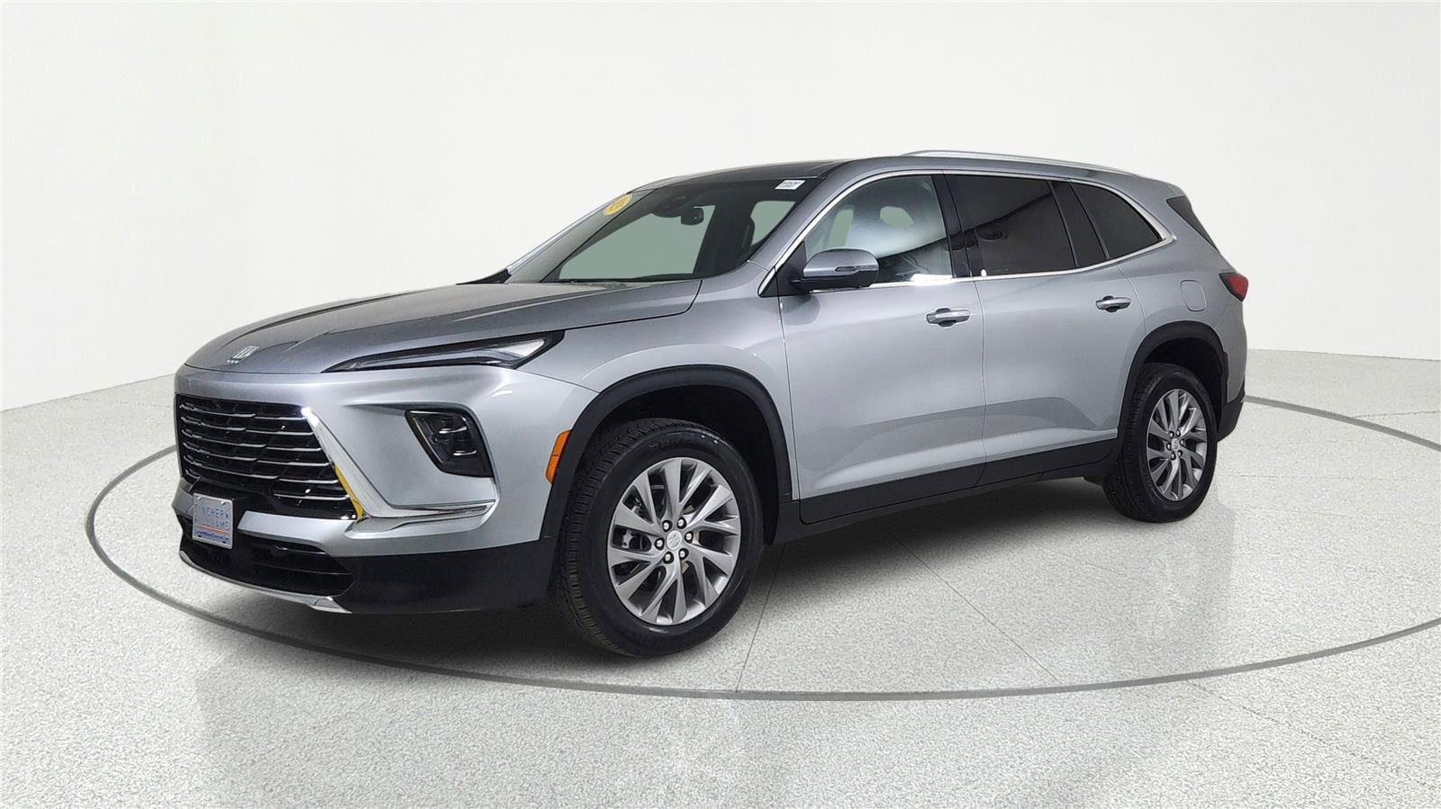 Used 2025 Buick Enclave Preferred AWD/4WD image 2