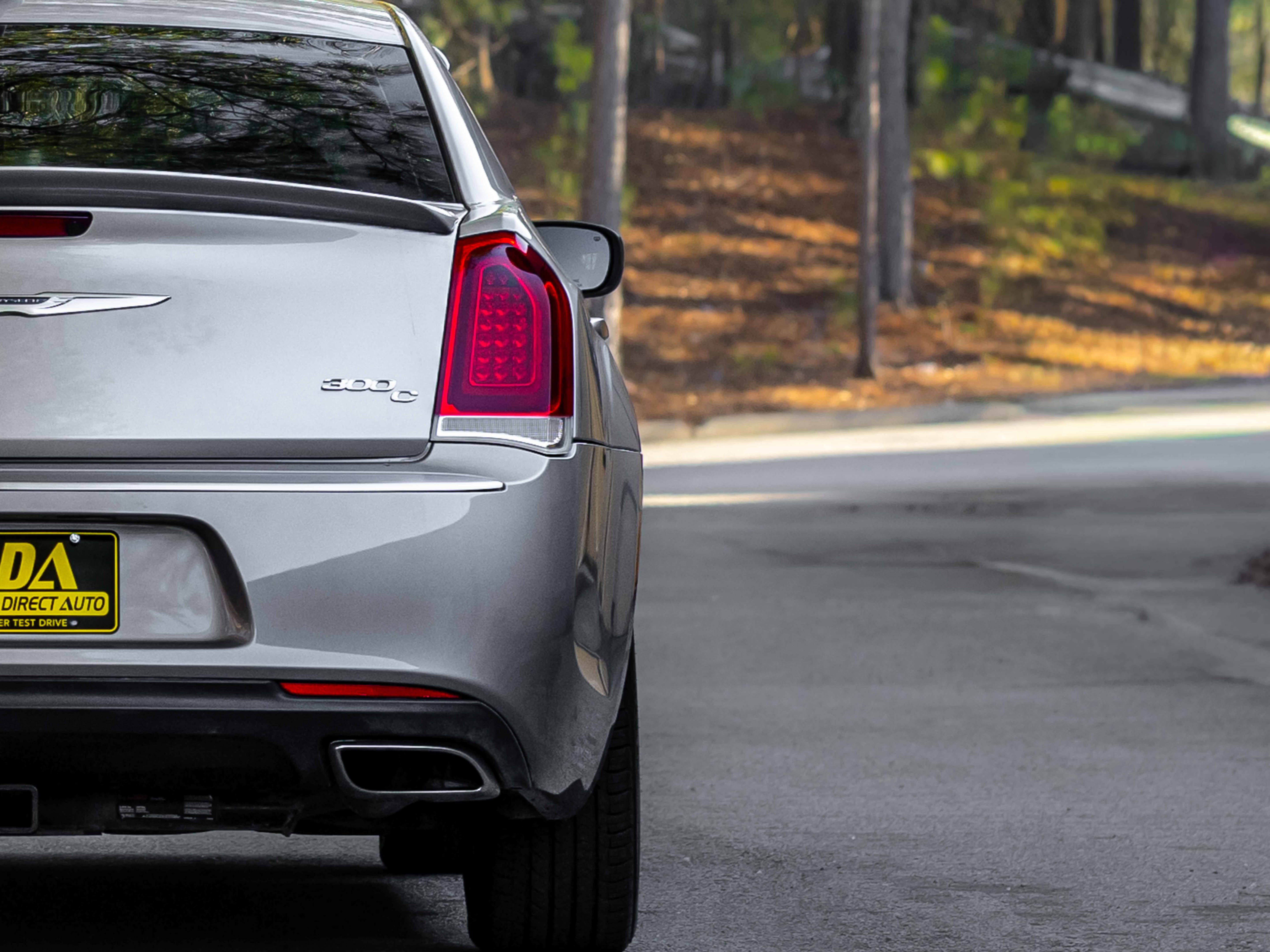 Used 2018 Chrysler 300 C w/ Sun, Sound & Nav Package image 40