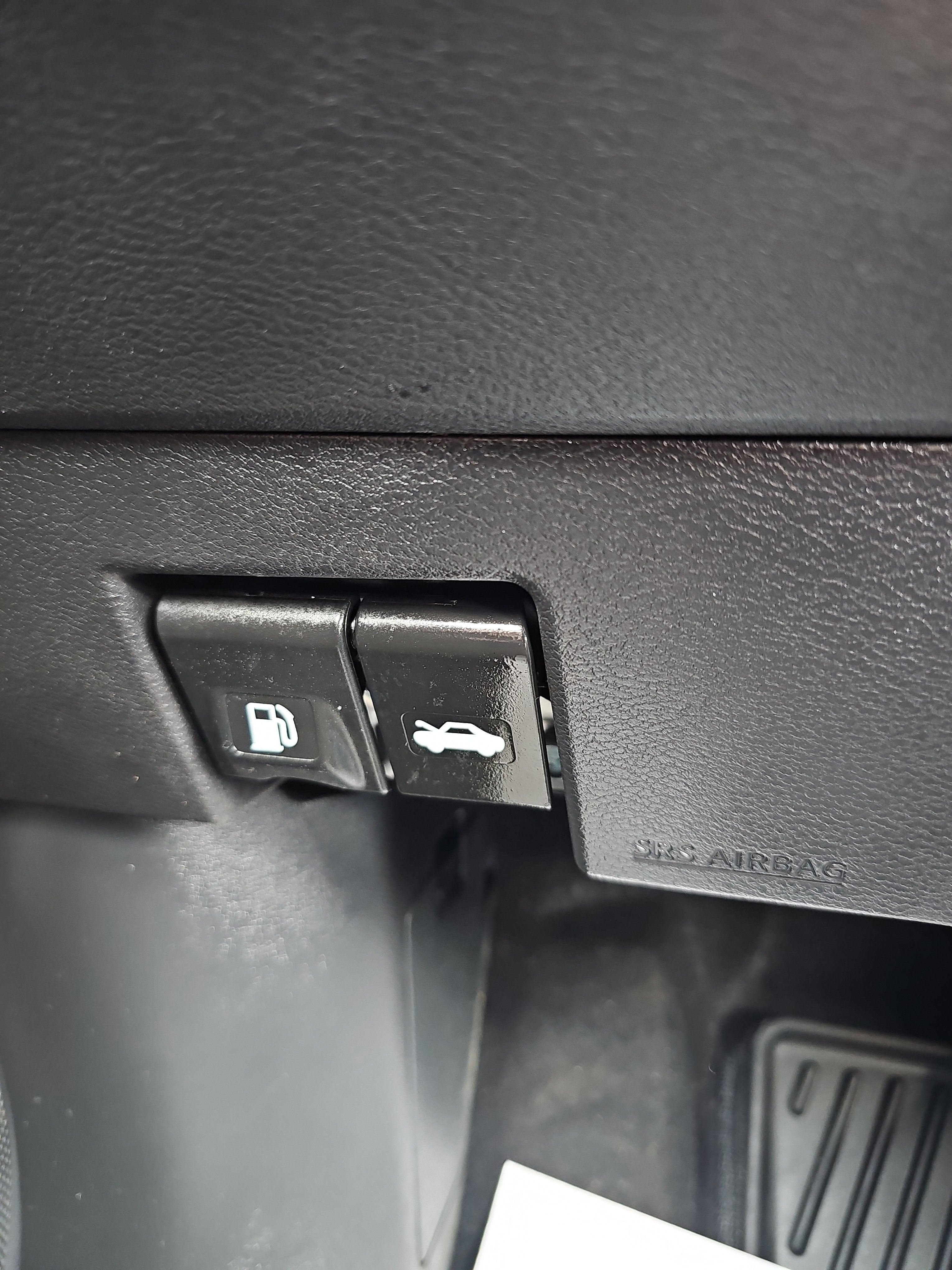 Used 2024 Nissan Kicks SV w/ Exterior Package image 21