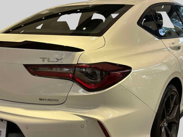 Certified 2023 Acura TLX Type S AWD/4WD image 10