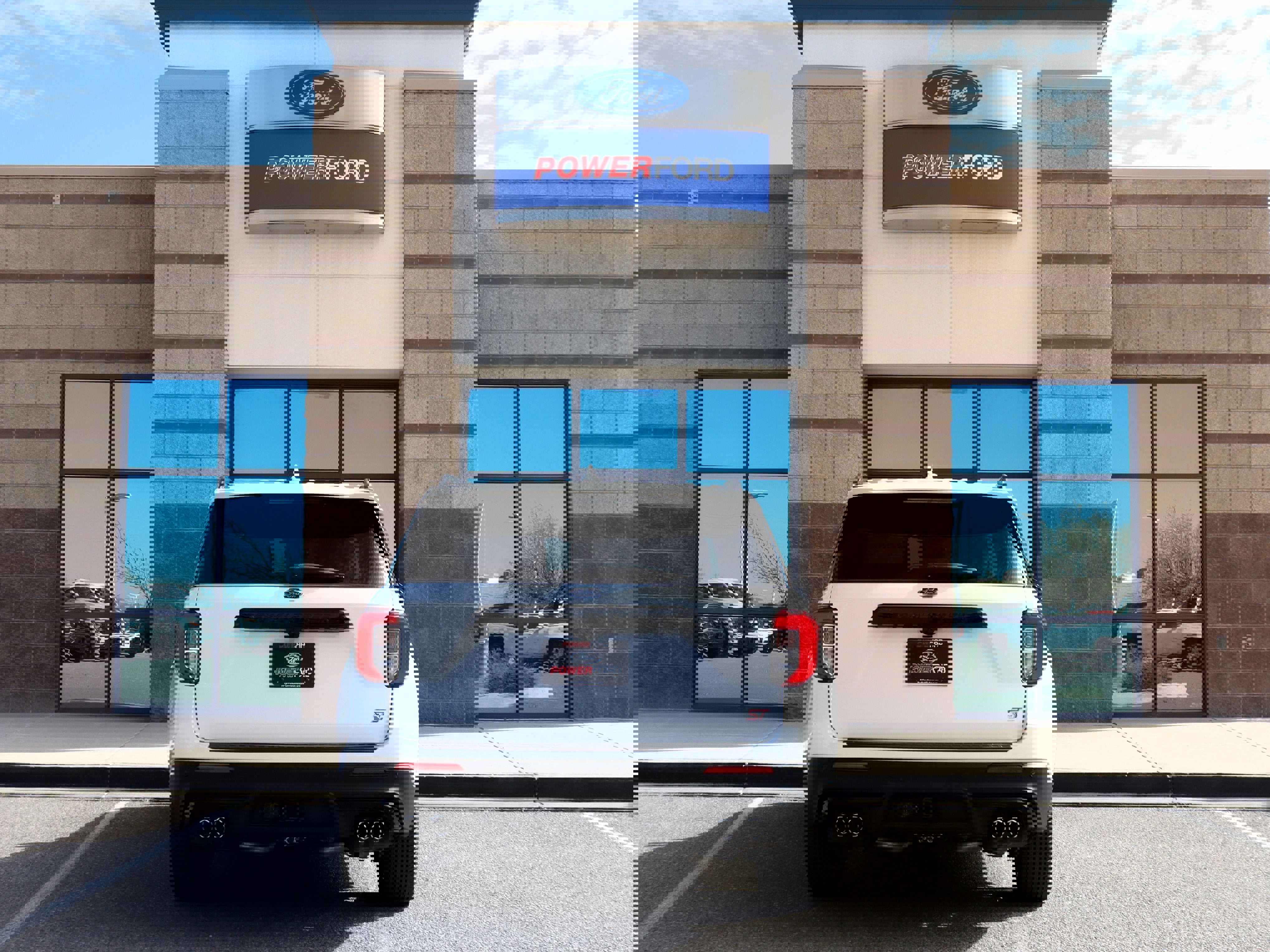 Used 2023 Ford Explorer ST w/ Equipment Group 401A image 7