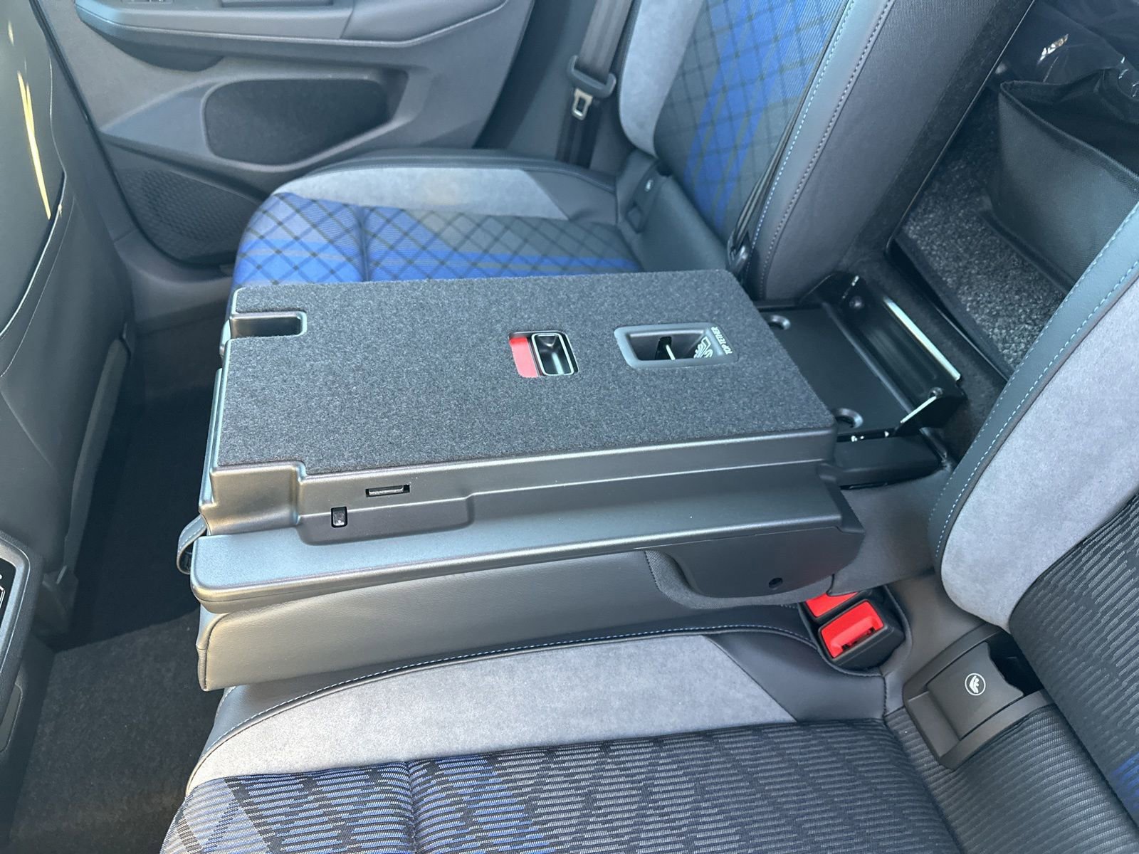 New 2026 Volkswagen Golf w/ Euro Style Package image 28