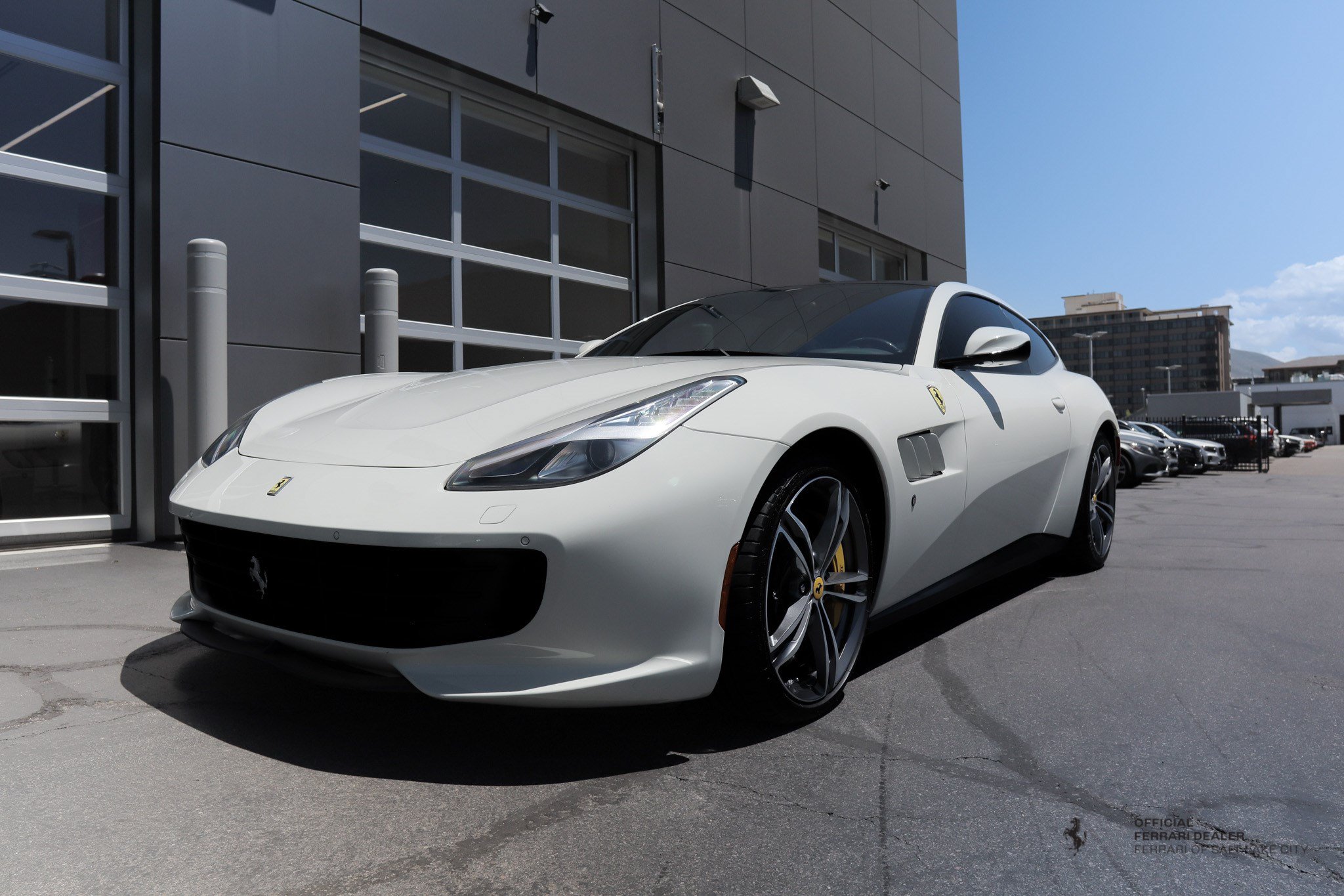 Certified 2018 Ferrari GTC4Lusso AWD/4WD image 1