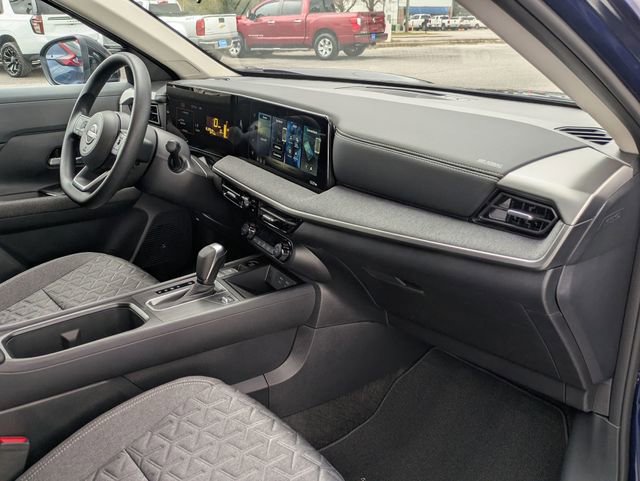 Certified 2026 Nissan Kicks SV image 31