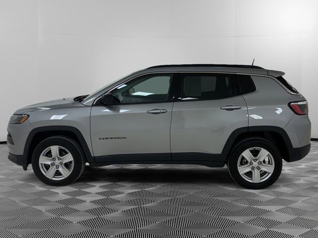 Used 2022 Jeep Compass Latitude w/ Convenience Group AWD/4WD image 6