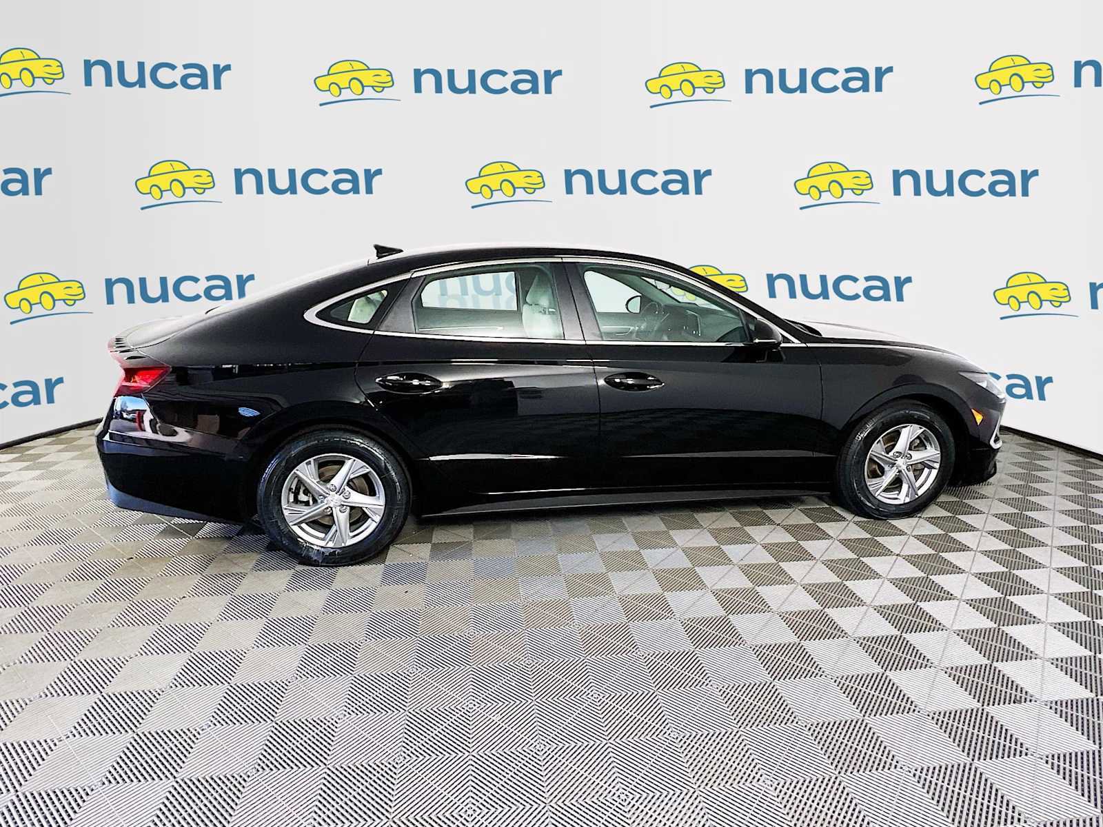 Used 2023 Hyundai Sonata SE FWD image 8