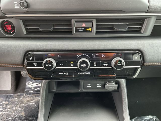 New 2026 Honda Pilot Sport image 18