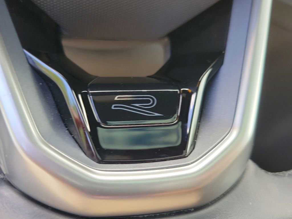 Used 2023 Volkswagen Atlas Cross Sport SEL Premium R-Line image 28