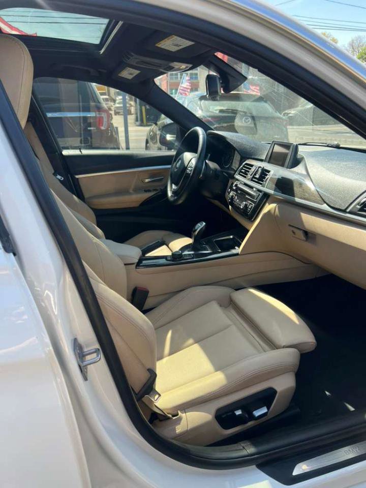 Used 2017 BMW 330i Sedan image 19