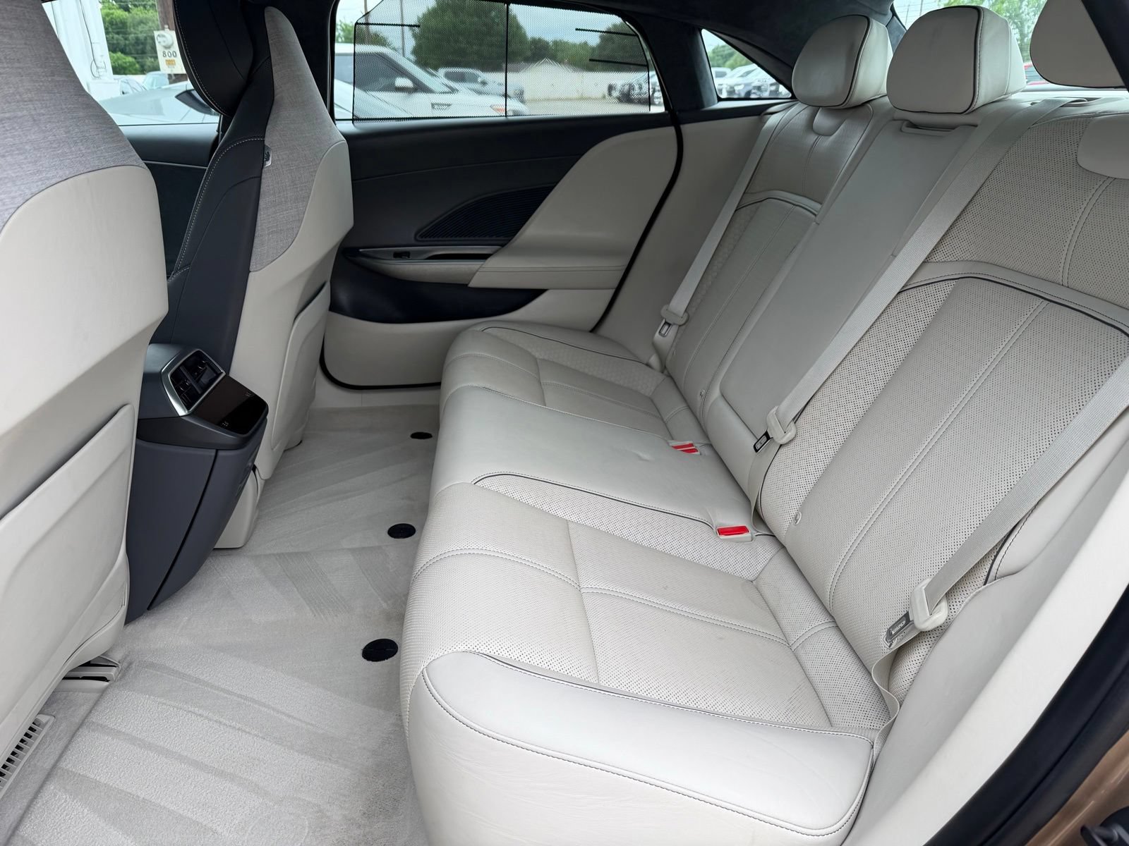 Used 2022 Lucid Air Dream Edition AWD/4WD image 19