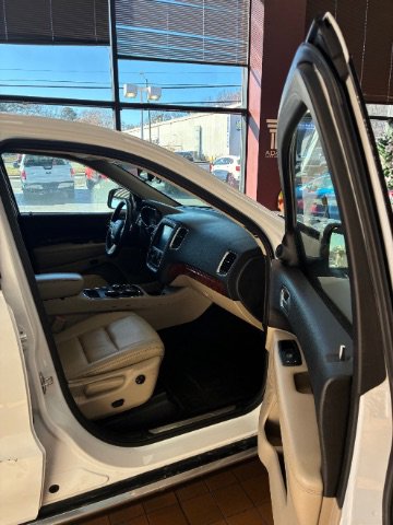 Used 2016 Dodge Durango Limited w/ Nav & Power Liftgate Group image 27