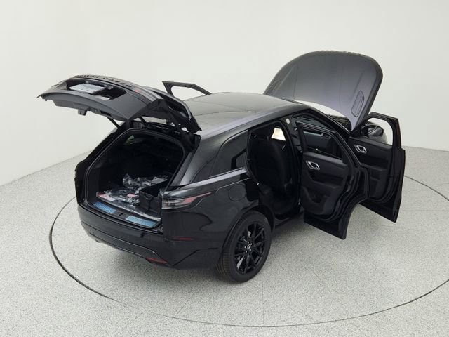 New 2026 Land Rover Range Rover Velar Dynamic SE image 16
